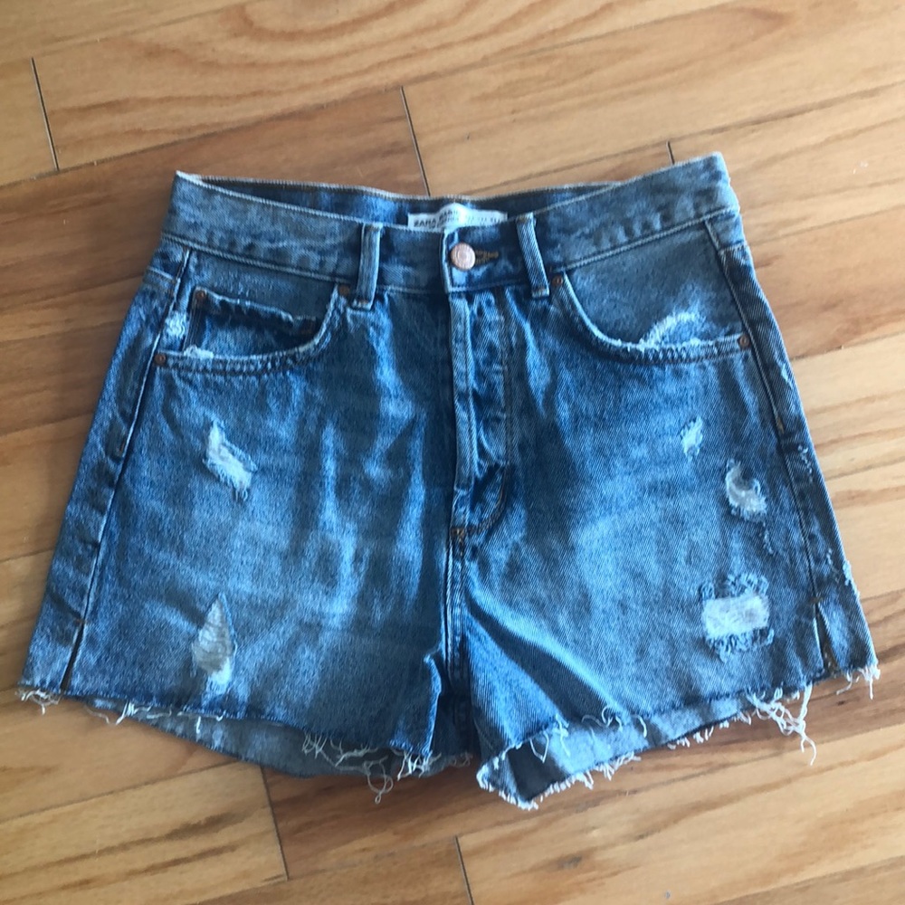 Zara distressed denim shorts